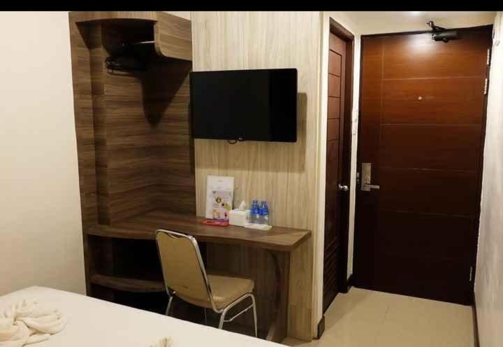 Hotel My Home Sintang Εξωτερικό φωτογραφία